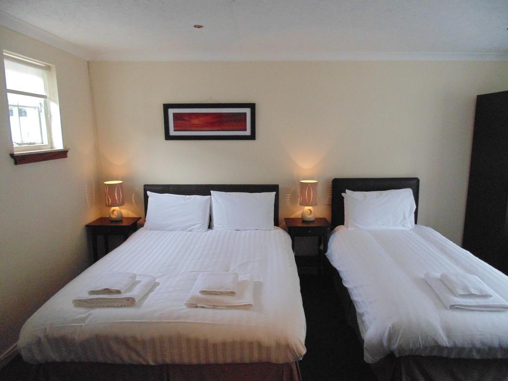 Cedar Inn Édimbourg Extérieur photo