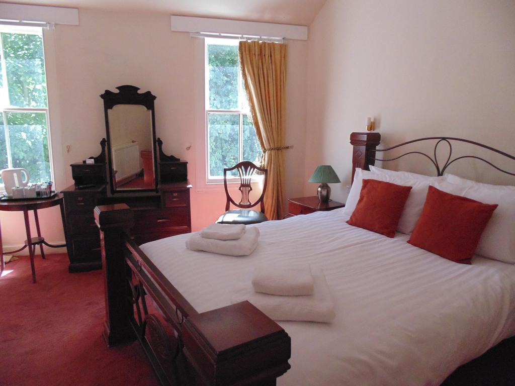 Cedar Inn Édimbourg Extérieur photo